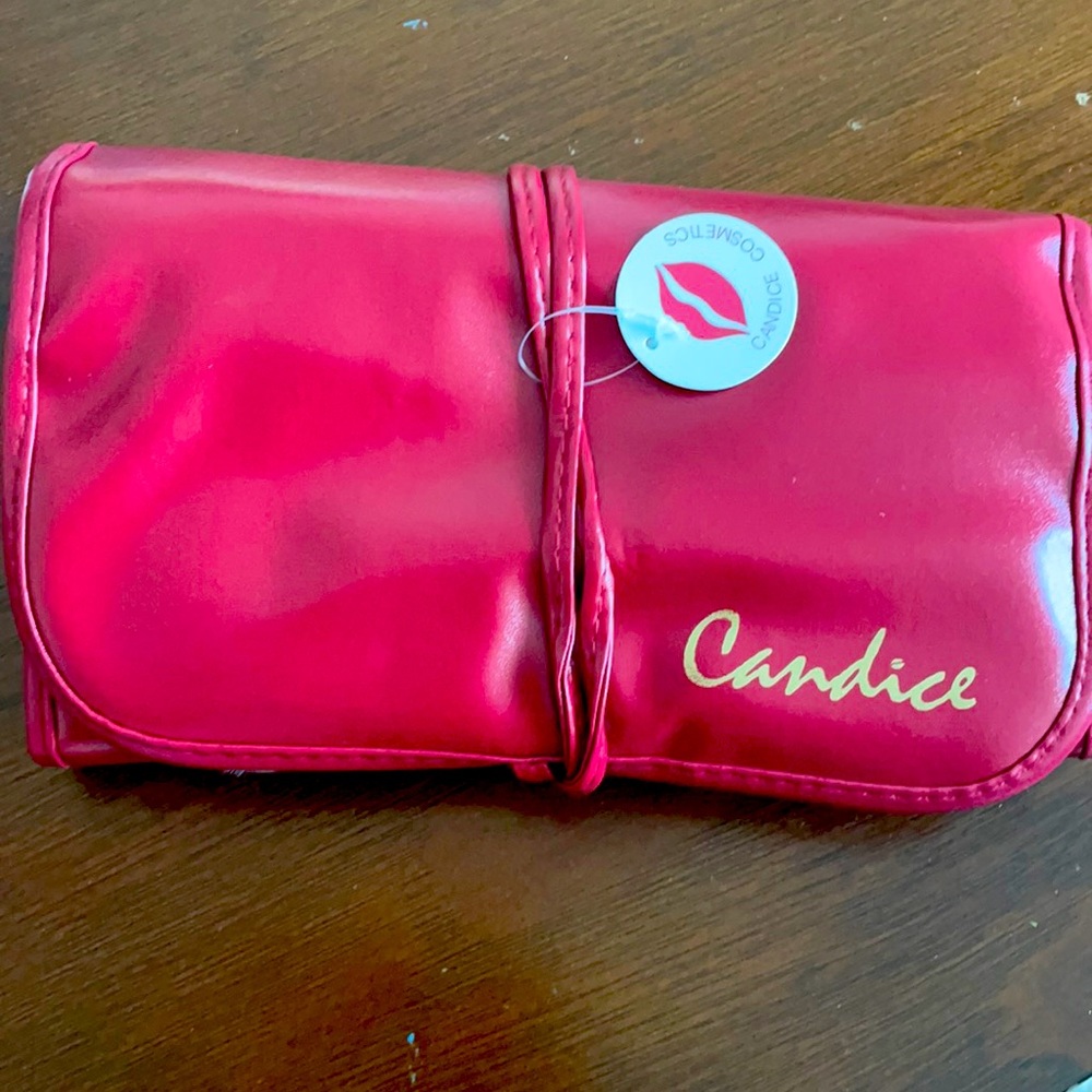 Candice Cosmetics 24pcs Brushes Passion Ruby